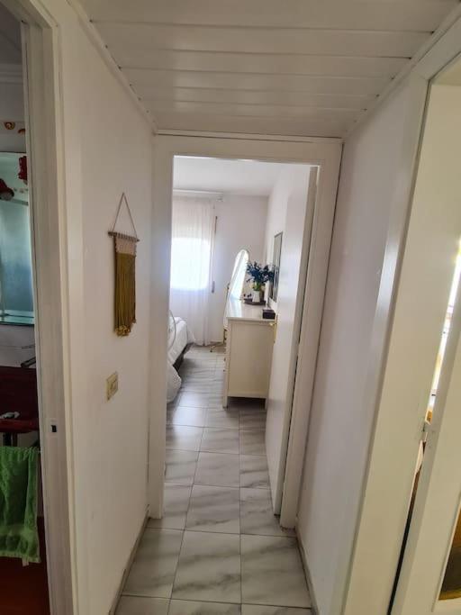 Nice Beachside 2-Bd Apt Near Barcelona Кунит Экстерьер фото